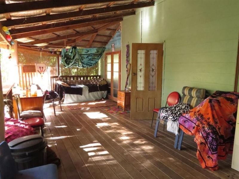 496 Rowlands Creek Road, Uki NSW 2484