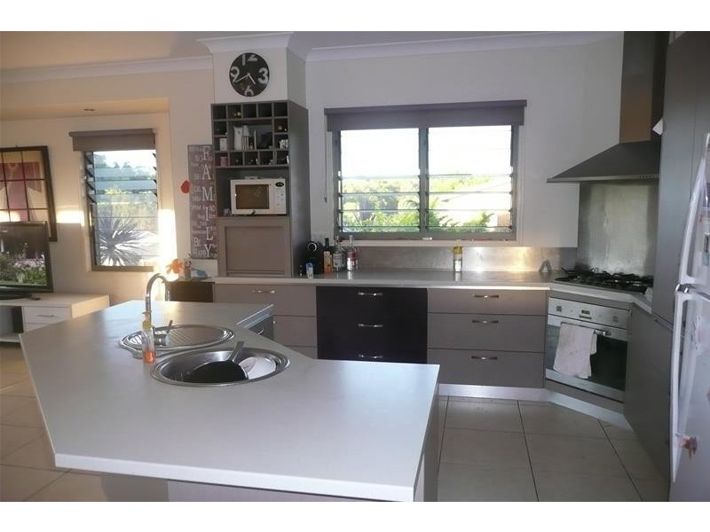 2  Mount Lindsay Avenue, Murwillumbah NSW 2484