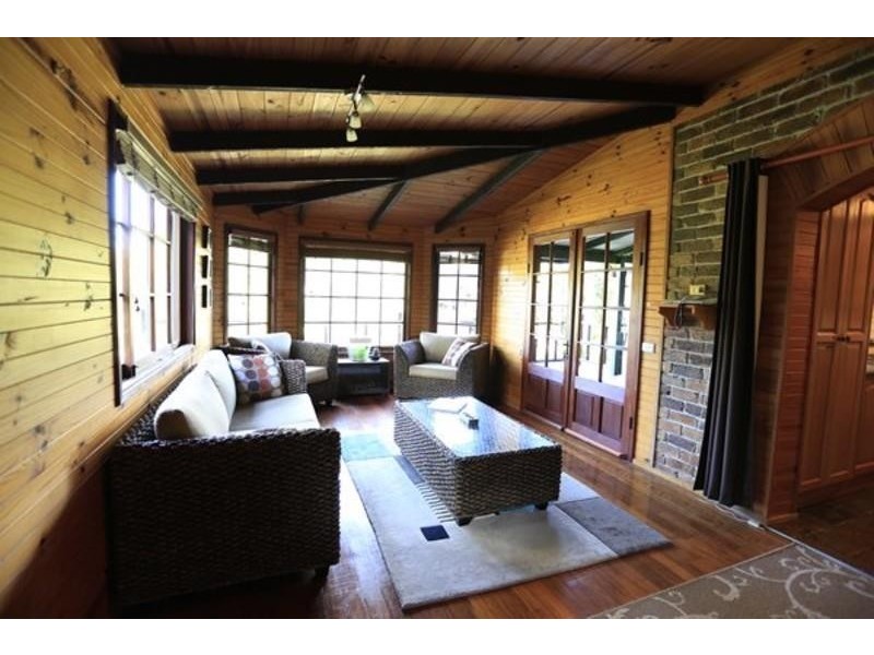 55 Rowlands Creek Road, Uki NSW 2484