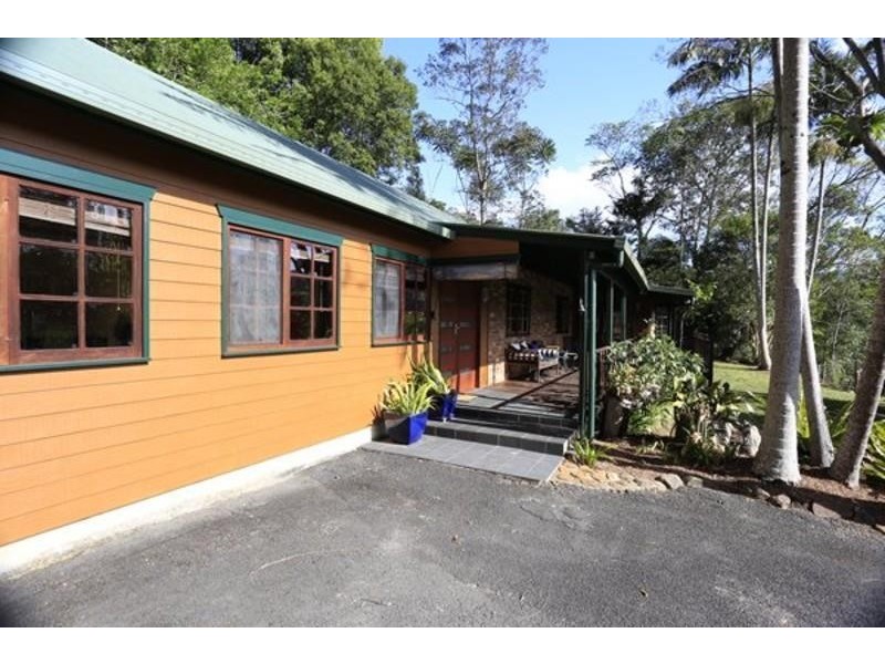 55 Rowlands Creek Road, Uki NSW 2484