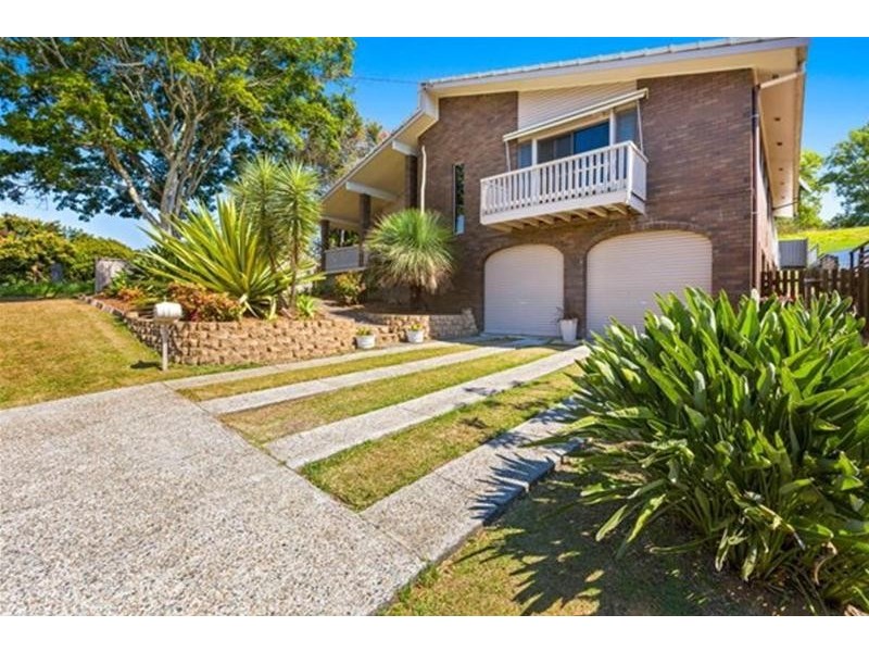 1 Golden Links Drive, Murwillumbah NSW 2484