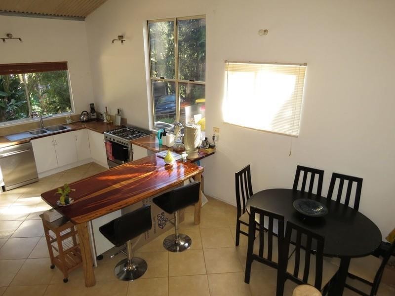 153 Braeside Drive, Uki NSW 2484