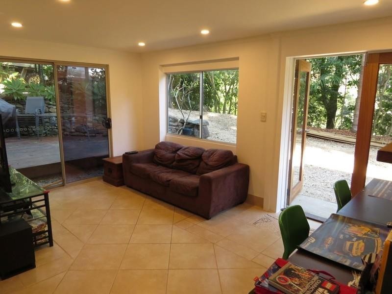 153 Braeside Drive, Uki NSW 2484