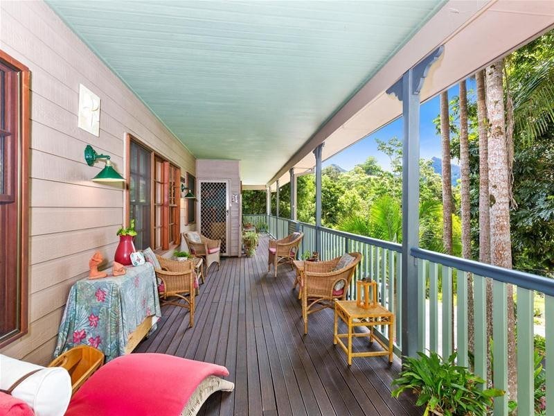 73 Rowlands Creek Road, Uki NSW 2484