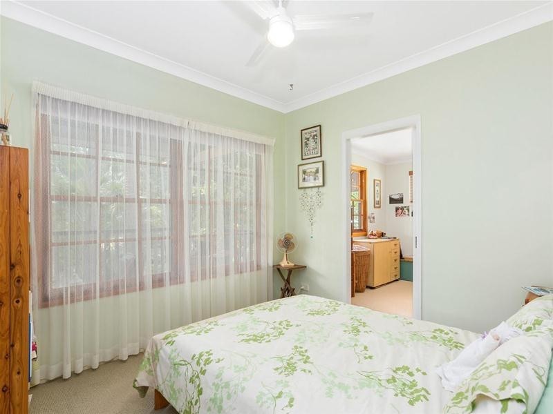 73 Rowlands Creek Road, Uki NSW 2484