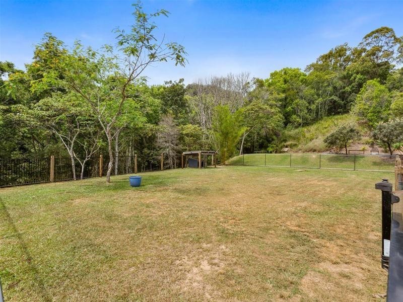 135 Braeside Drive, Uki NSW 2484