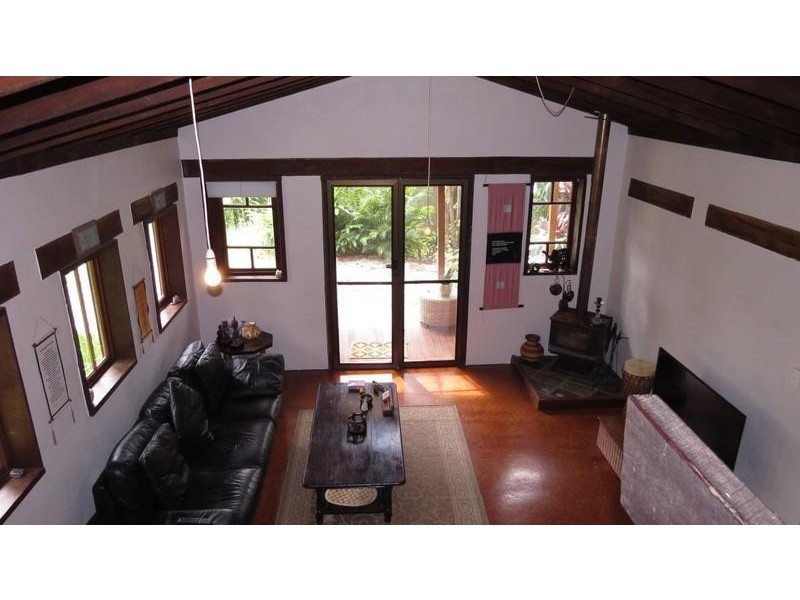 7 Sunrise Place, Uki NSW 2484