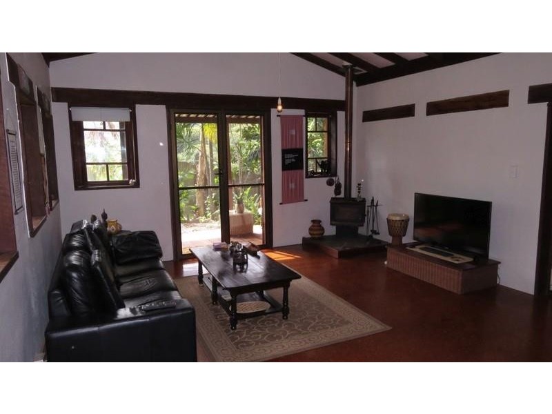 7 Sunrise Place, Uki NSW 2484