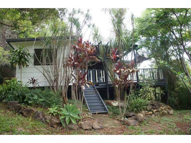 3 Marshall Street, Uki NSW 2484