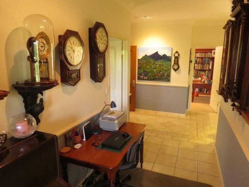 52 Malabar Avenue, Uki NSW 2484