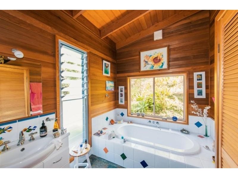 37 Solomons Road, Mt Warning, Uki NSW 2484