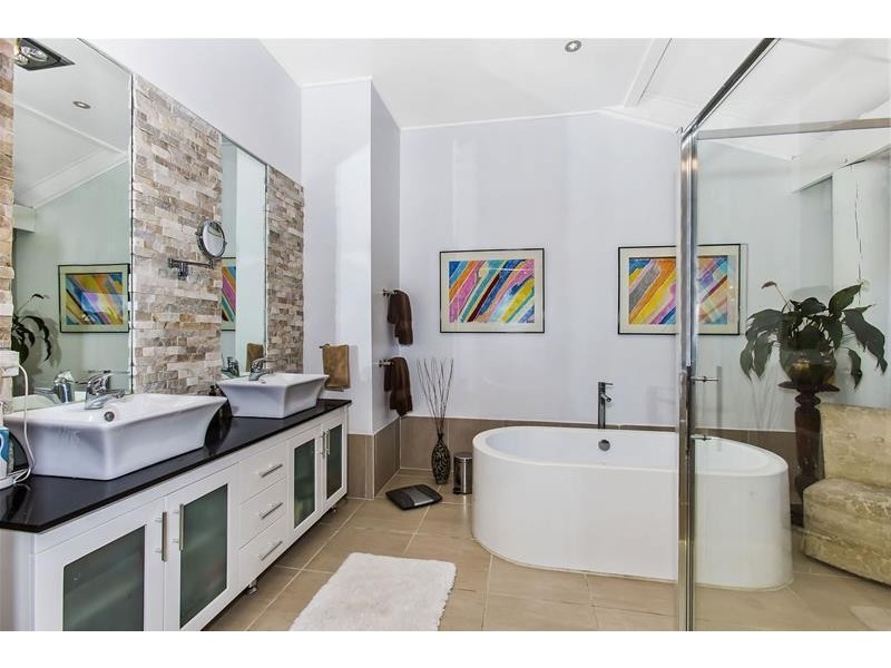 921 Round Mountain Road, Round Mountain NSW 2484