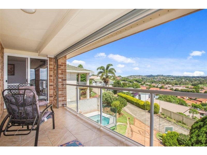 30 St Andrews Way, Banora Point NSW 2486