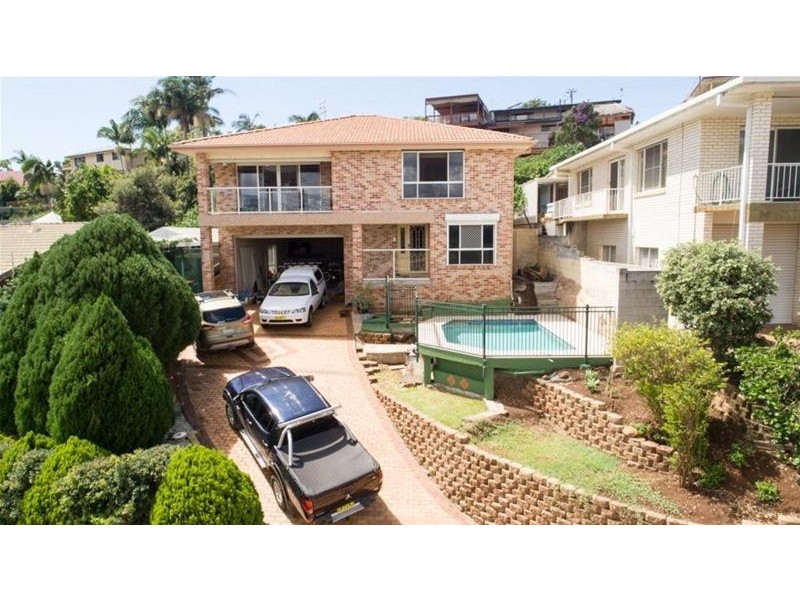 30 St Andrews Way, Banora Point NSW 2486