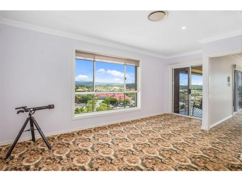 30 St Andrews Way, Banora Point NSW 2486