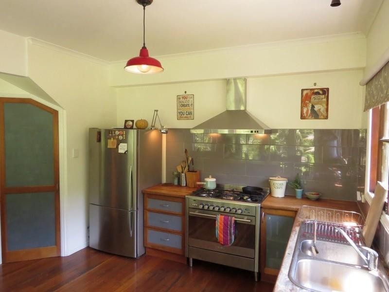 155 Braeside Drive, Uki NSW 2484