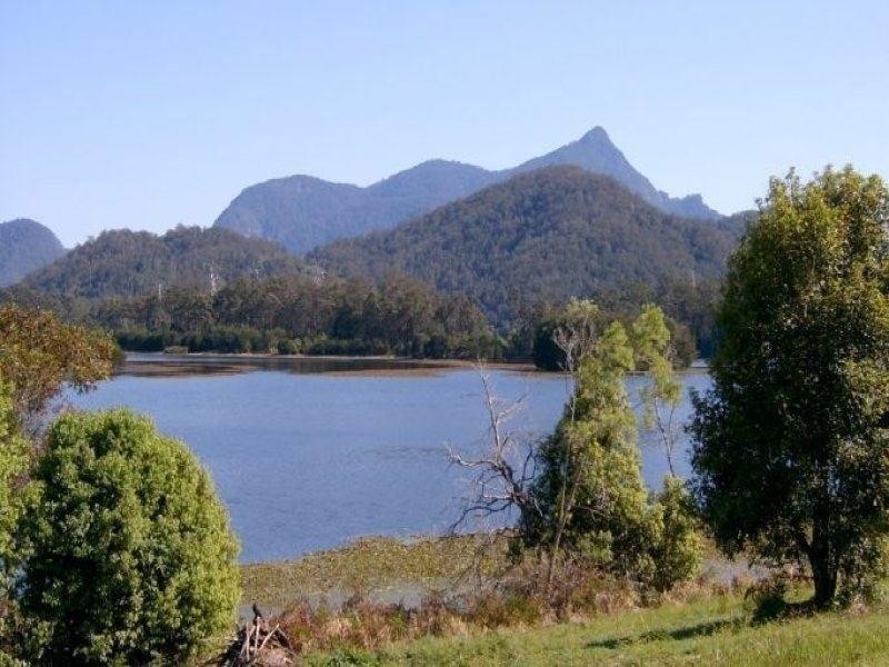 2 Lone Pine Road, Doon Doon NSW 2484