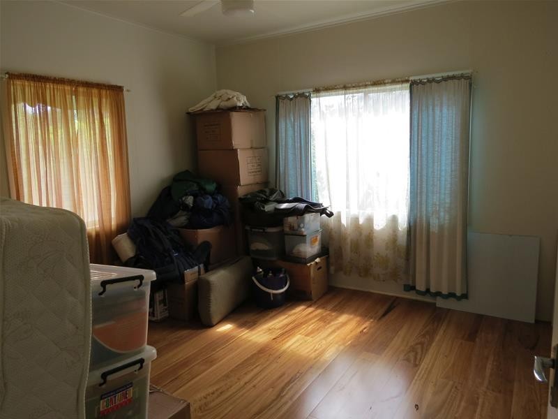 2 Mitchell Street, Uki NSW 2484