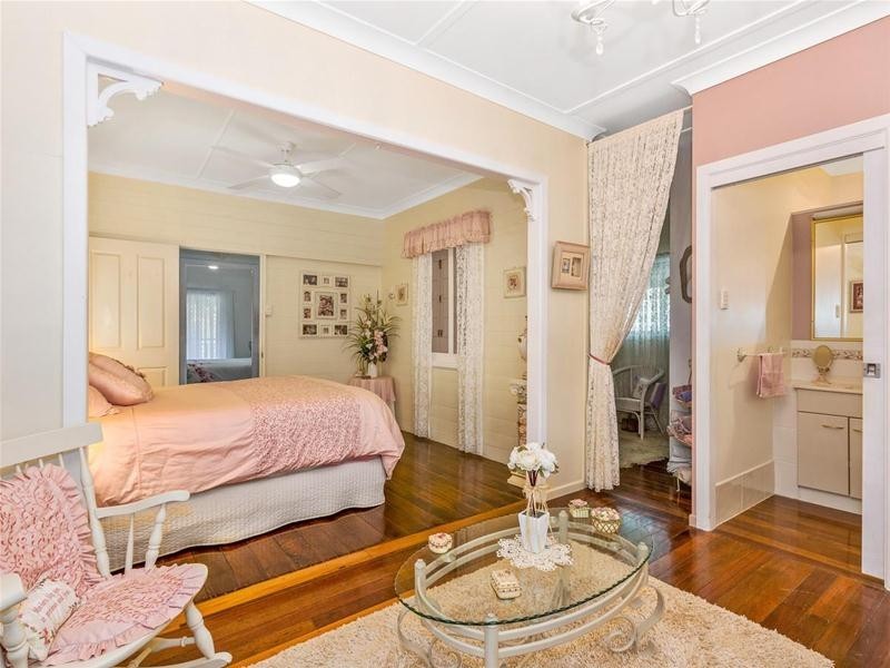 1038 Numinbah Road, Crystal Creek NSW 2484