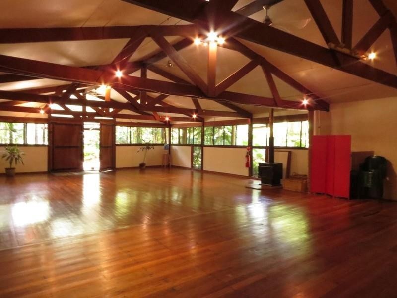 587 Nobbys Creek Road, Nobbys Creek NSW 2484