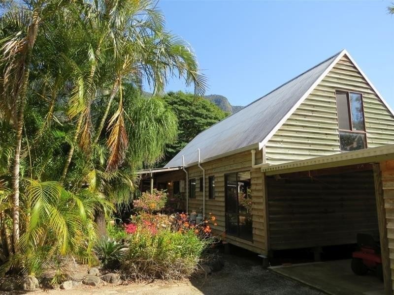 361 South Pumpenbil Road, Tyalgum NSW 2484