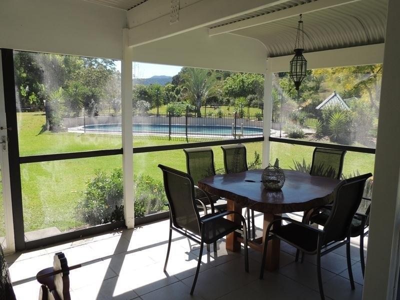 964 Numinbah Road, Crystal Creek NSW 2484