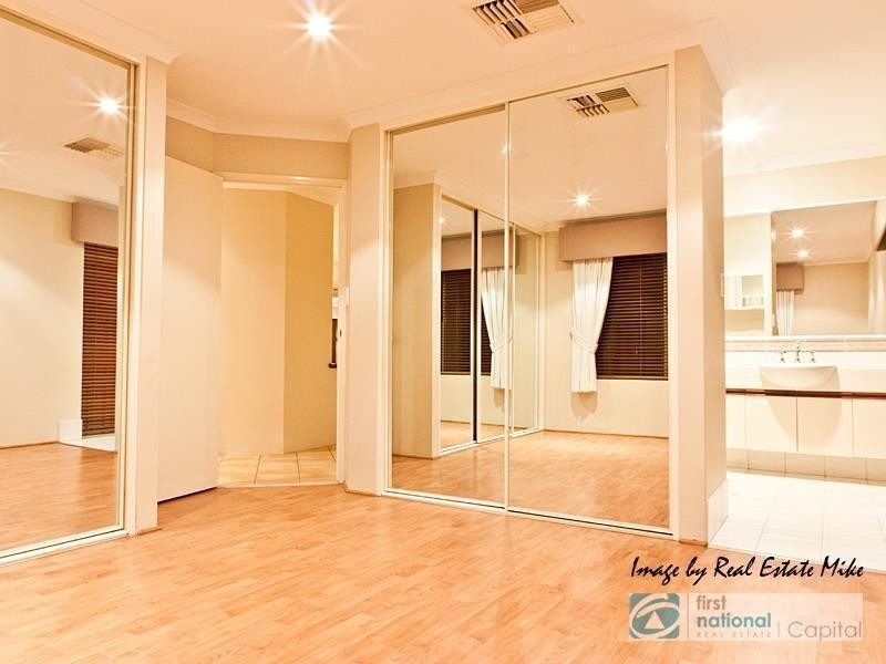 5 Brookway Retreat, Landsdale WA 6065