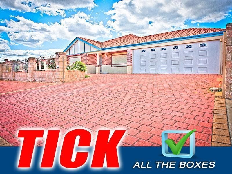 10 Sabine Grove, Alexander Heights WA 6064