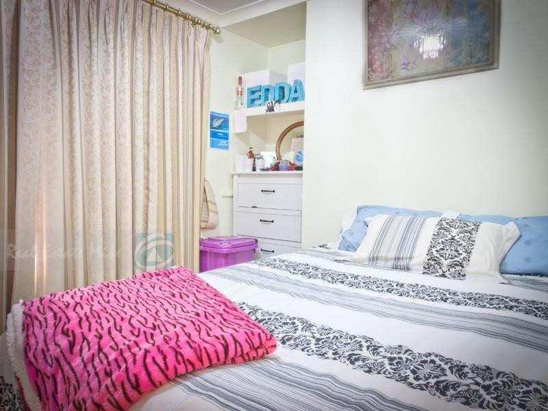 10 Sabine Grove, Alexander Heights WA 6064