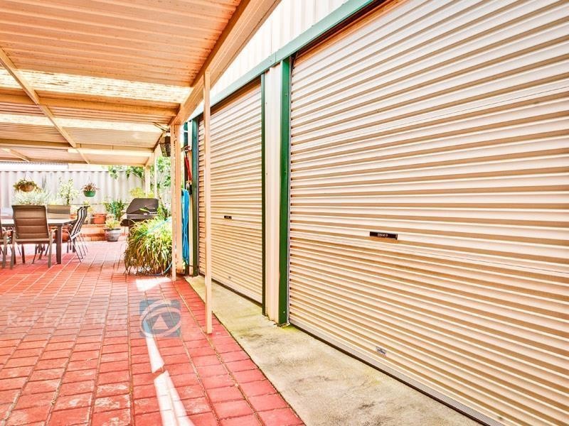 10 Sabine Grove, Alexander Heights WA 6064