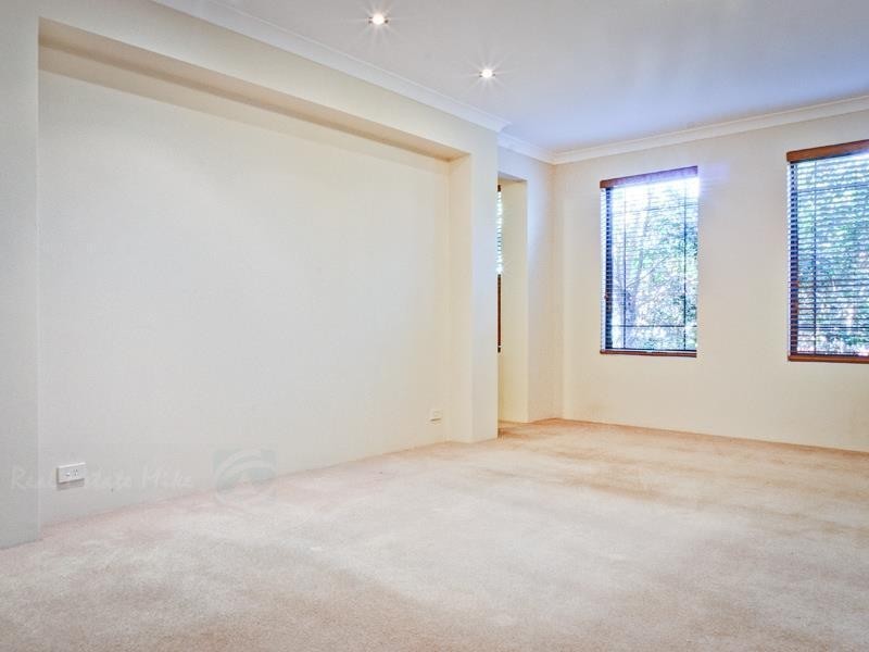 49 Waterview Parade, Southern River WA 6110