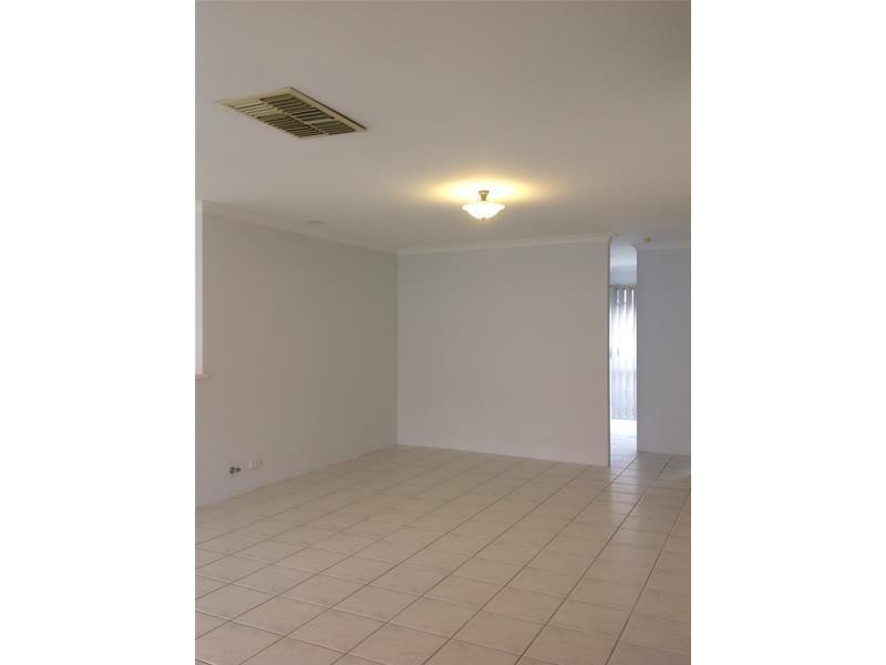 39 Fenchurch Street, Alexander Heights WA 6064