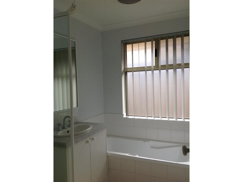 39 Fenchurch Street, Alexander Heights WA 6064