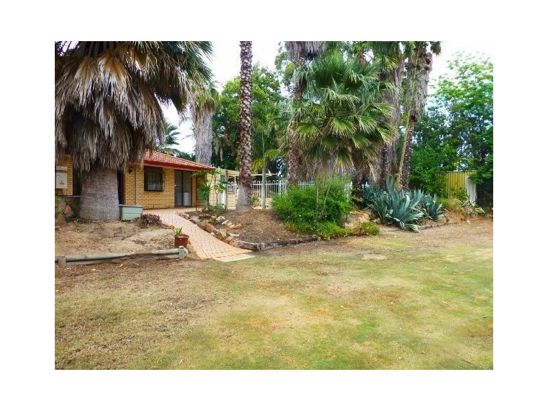 40 Barlow Way, Balga WA 6061