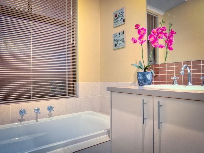 51 Berkley Road, Marangaroo WA 6064