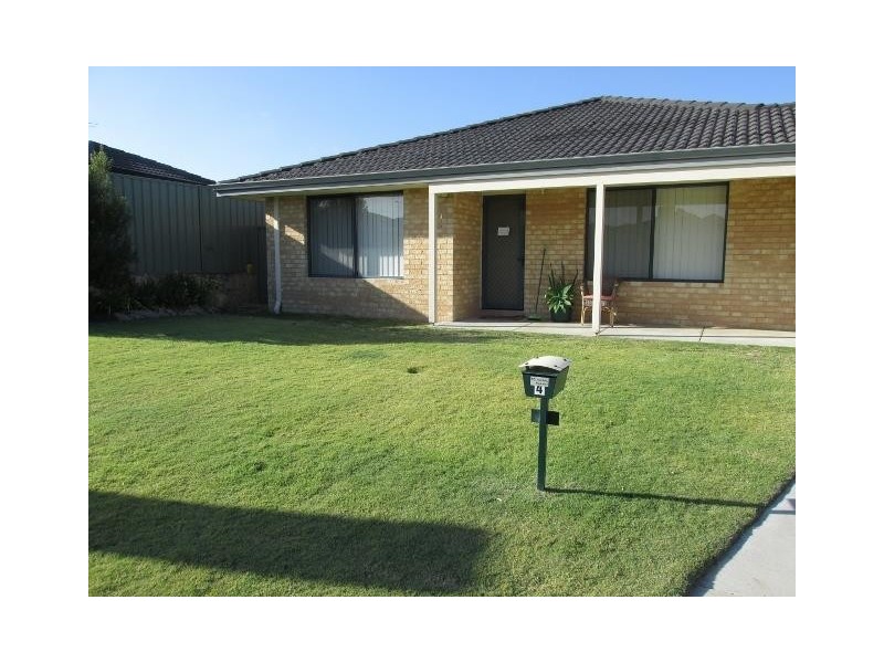 4 Hardwood Turn, Merriwa WA 6030
