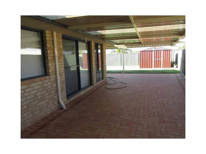 4 Hardwood Turn, Merriwa WA 6030