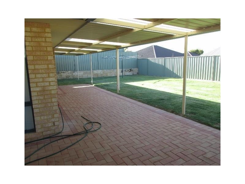 4 Hardwood Turn, Merriwa WA 6030