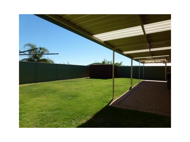 4 Hardwood Turn, Merriwa WA 6030