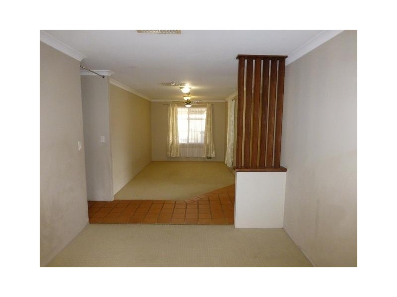 21 Desault Cove, Ballajura WA 6066