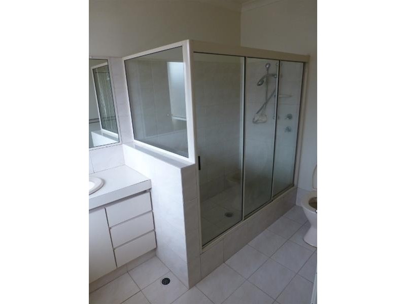 21 Desault Cove, Ballajura WA 6066