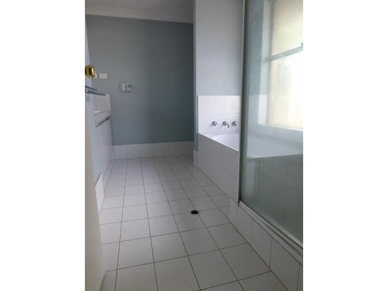 21 Desault Cove, Ballajura WA 6066