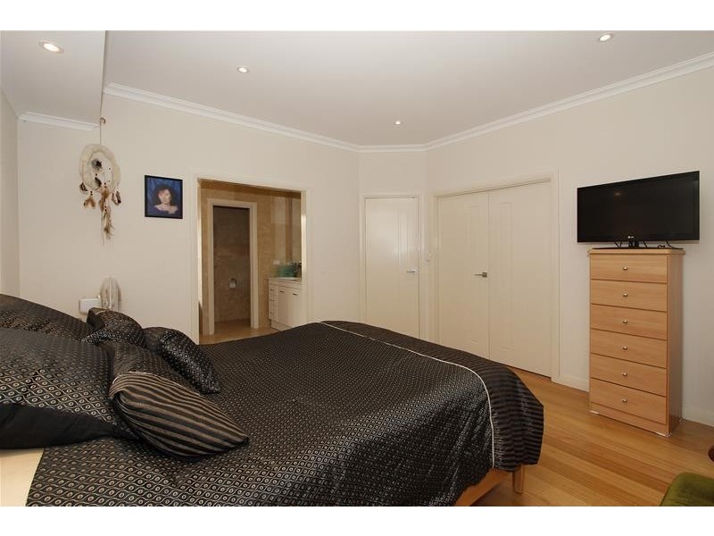 51 Boscastle Way, Darch WA 6065