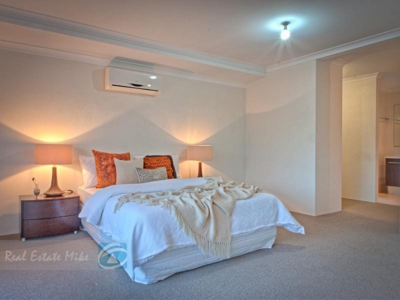 46 Castledene Way, Tapping WA 6065