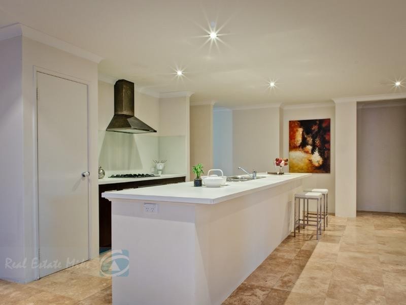 46 Castledene Way, Tapping WA 6065