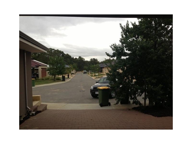 18 Gully Close, High Wycombe WA 6057