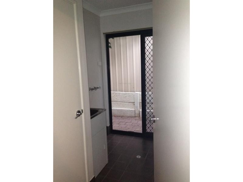 18 Gully Close, High Wycombe WA 6057