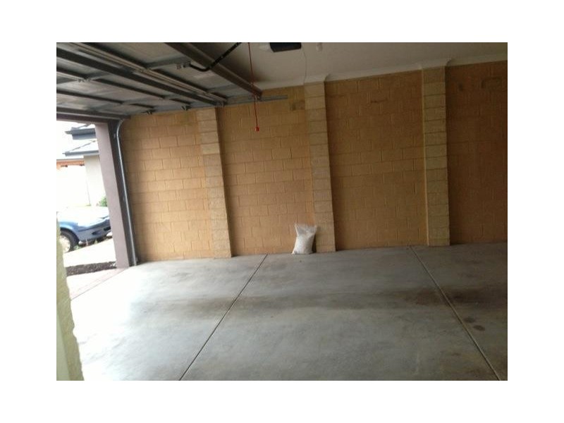 18 Gully Close, High Wycombe WA 6057