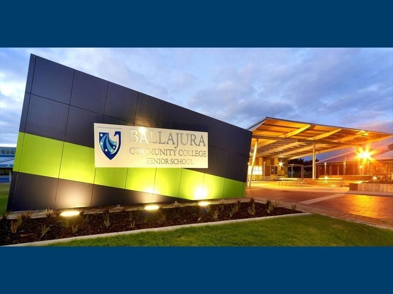 22 Winchester Place, Ballajura WA 6066