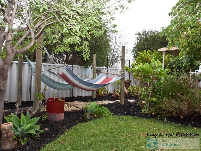 24 Augustus Way, Marangaroo WA 6064